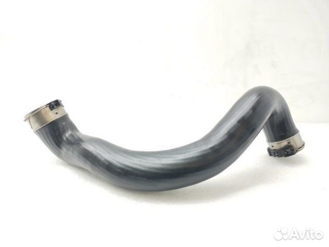 Патрубок интеркулера правый Mercedes-Benz C-Class