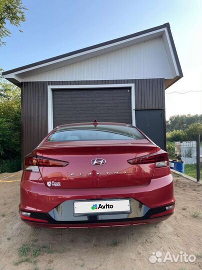 Hyundai Elantra, 2019