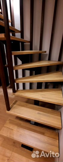 Лестница на металлокаркасе с доставкой и монтажом