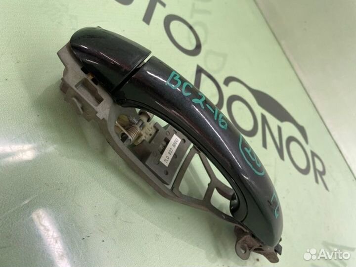 Ручка двери внешняя передняя левая Volkswagen