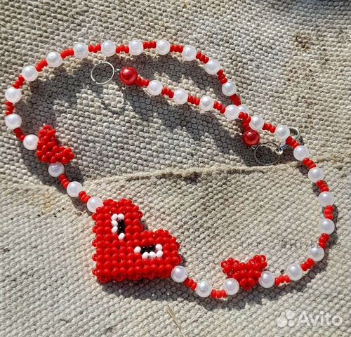 Ожерелье из бисера
