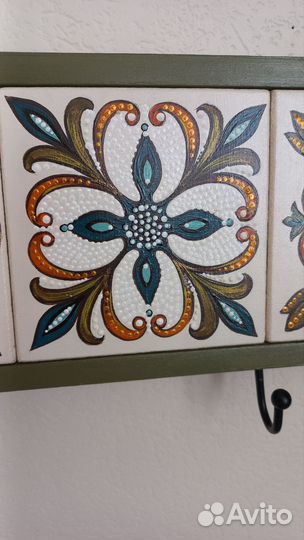 Вешалка, панно с плиткой, ключница