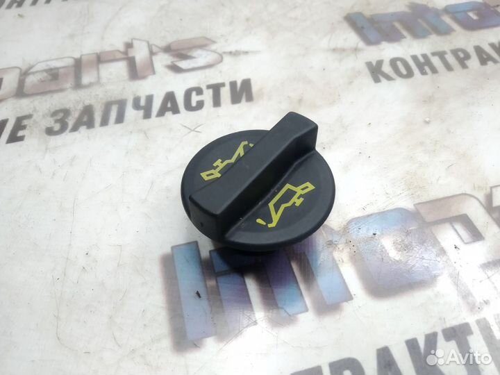 Крышка маслозаливной горловины Ford Focus 2 1.6