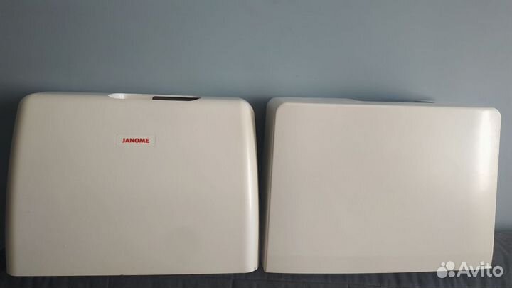 Пластиковые чехлы для швейных машинок Janome