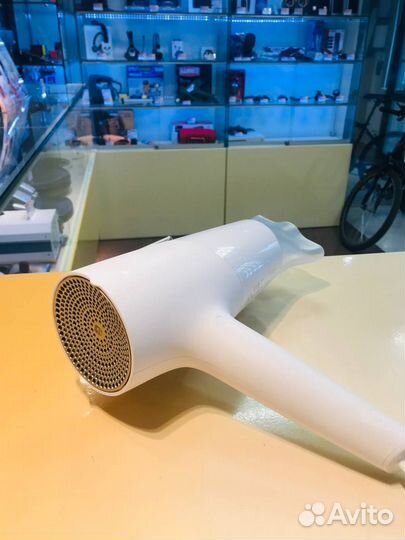 Фен Philips BHD500