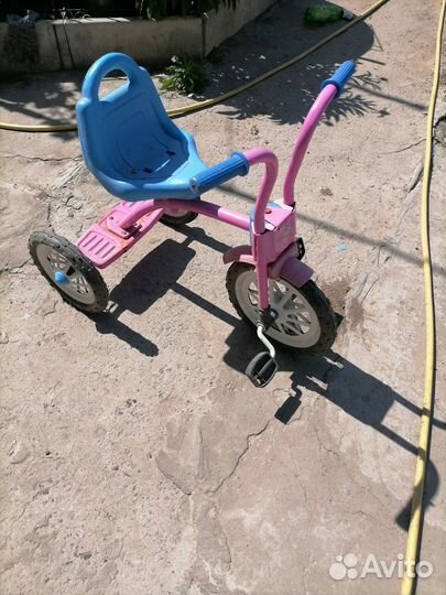 Детский трехколесный велосипед бу