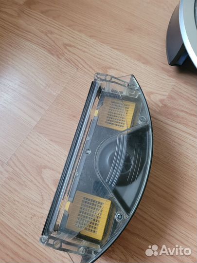 Робот пылесос iRobot Roomba 765