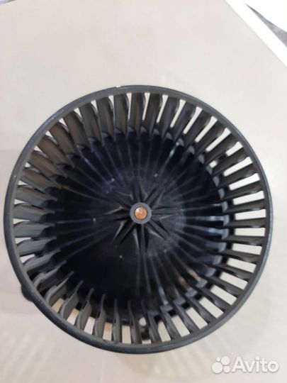 Вентилятор отопителя Kia Sportage 2008