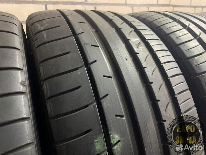 Dunlop SP Sport Maxx 050+ 255/35 R20