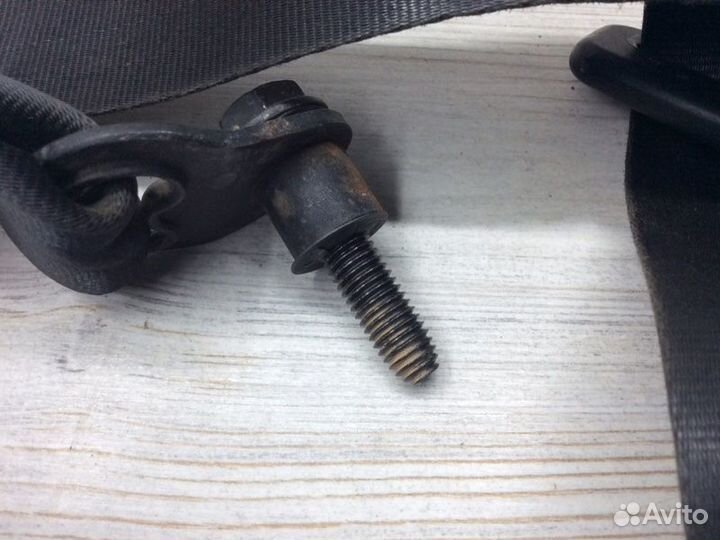 Ремень безопасности передний правый Renault Logan