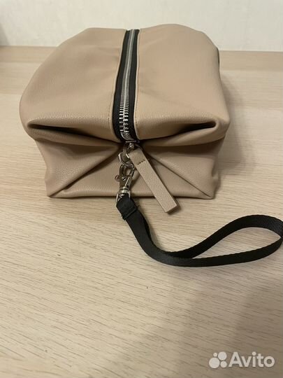 Косметичка, дорожный несессер