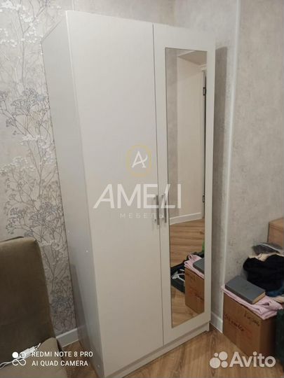 Шкаф с зеркалом в прихожую