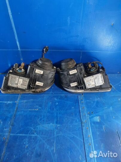 Фара ксенон Chrysler 300C, 2006г