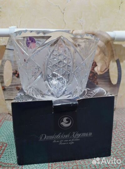 Ваза хрустальная