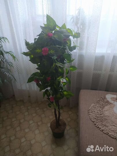 Магнолия искуственная