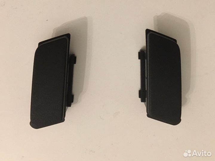 Заглушка задней двери Touareg 2