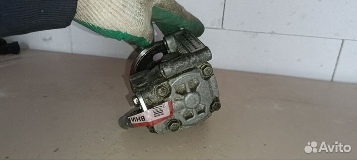 Насос Гур Land rover Sport