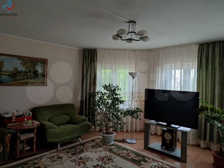 Дом 170 м² на участке 9,9 сот.