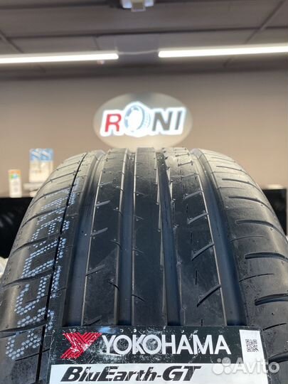Yokohama BluEarth AE51 235/45 R17 97W