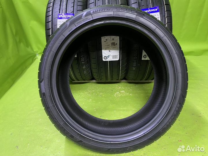 Windforce Catchfors UHP 235/40 R18 95W