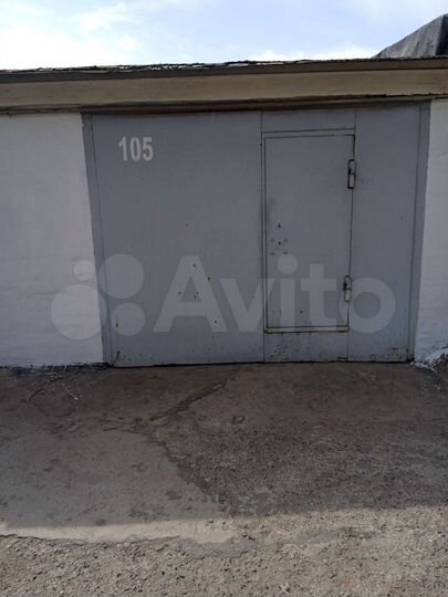 Гараж, > 30 м²