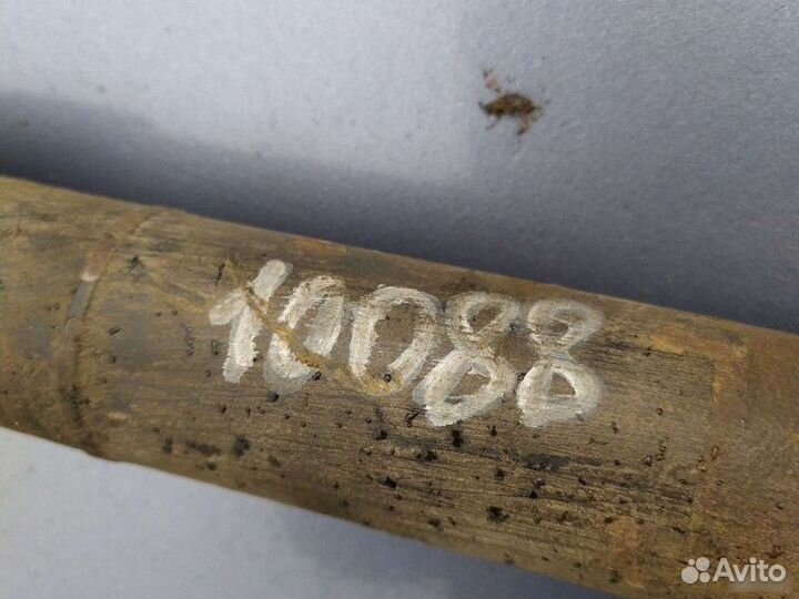 Полуось правый Volkswagen Golf 2 1.8L