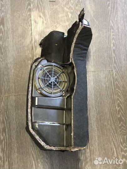 Сабвуфер bose задний Audi A6 C5 Avant 4B9035382A