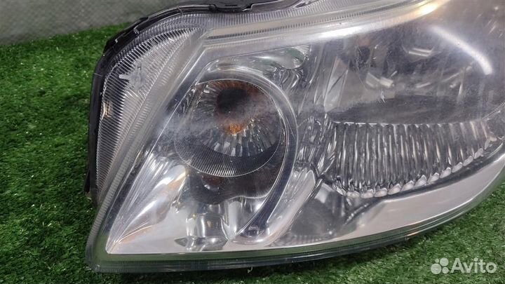 Фара левая Suzuki SX4 2008