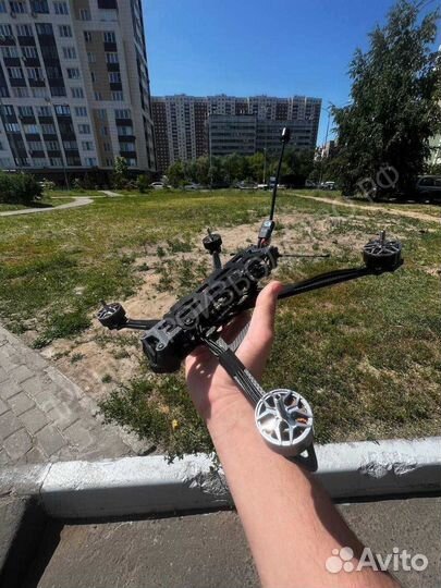 Квадрокоптeр FPV piranha 7 и 10 дюймoв