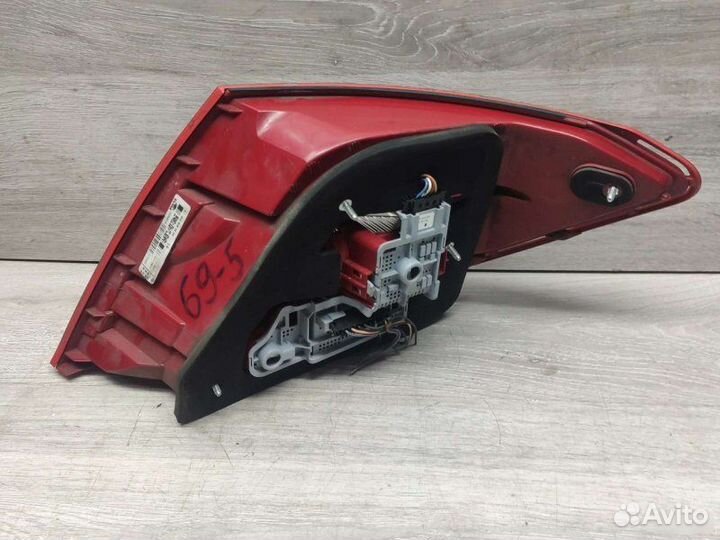 Фонарь Mercedes C W204