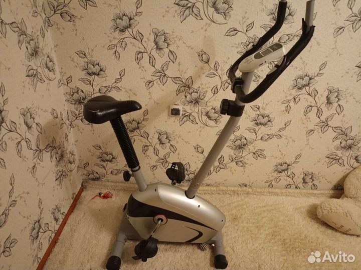 Велотренажер б/у