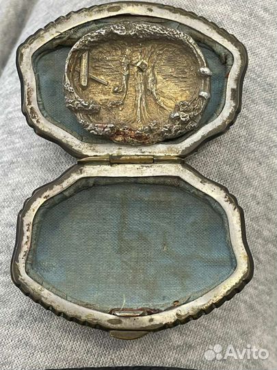 Антикварная брошь,брильянт,золото,серебро