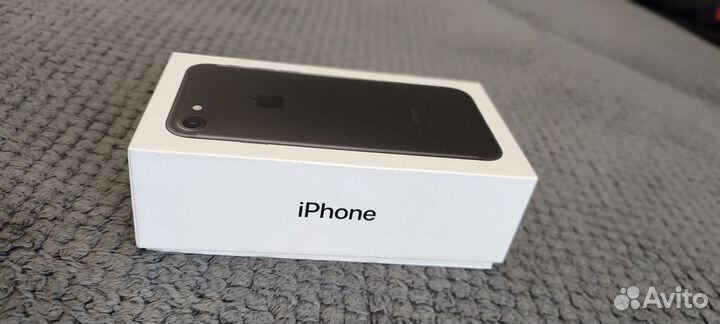 iPhone 7, 32 ГБ