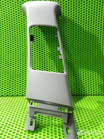 Накладка на стойку кузова левая Honda Civic R18A2