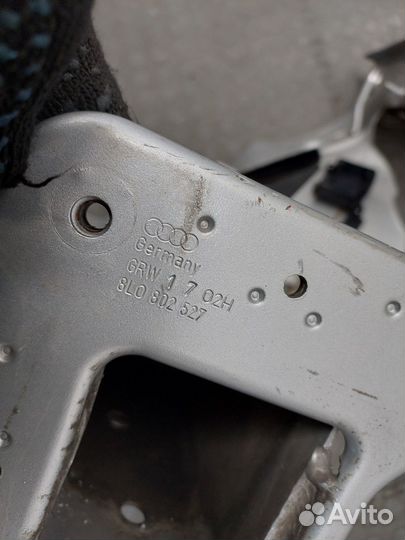 Лонжерон кузовной левый Audi A3 (8L)