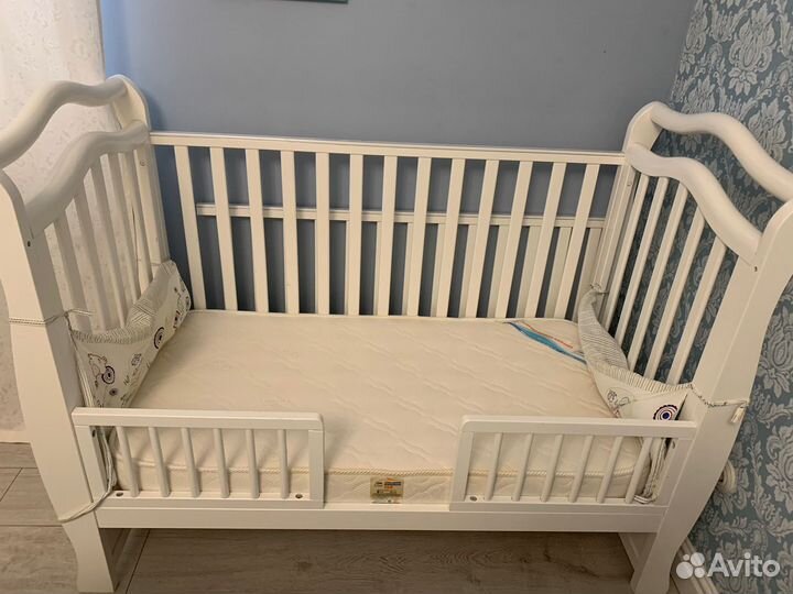 Кроватка Giovanni с маятником