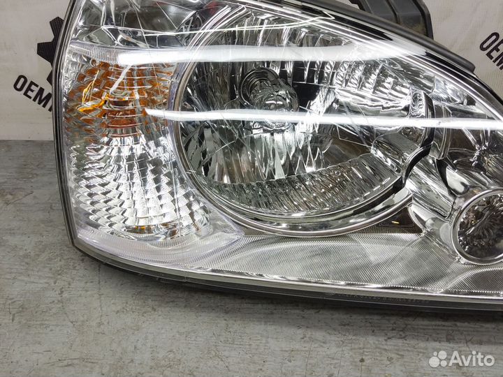 Фара правая Kia carens 2