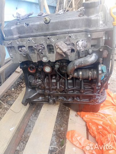 Дви7атель 4AFE