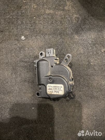 Сервопривод отопителя Ford Focus 2