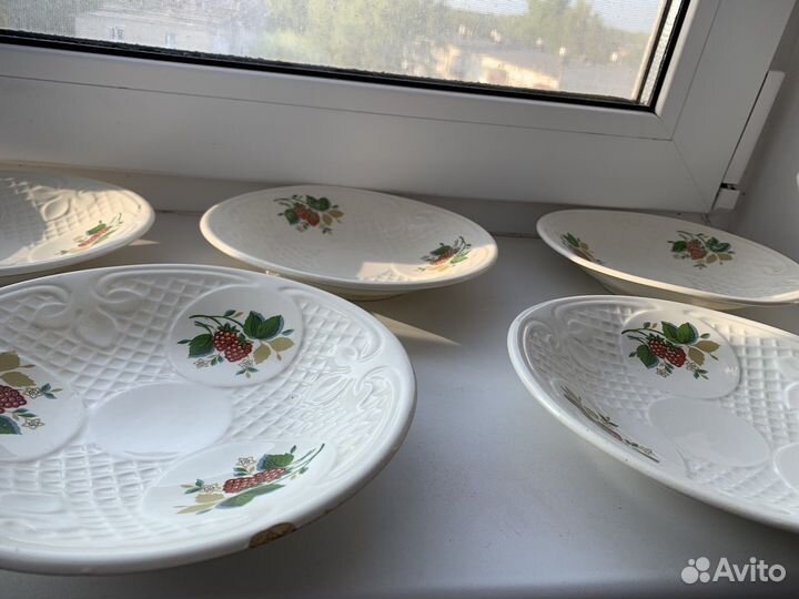 Набор тарелок