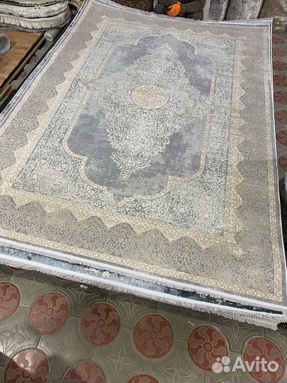 Ковер 2 на 3 новый