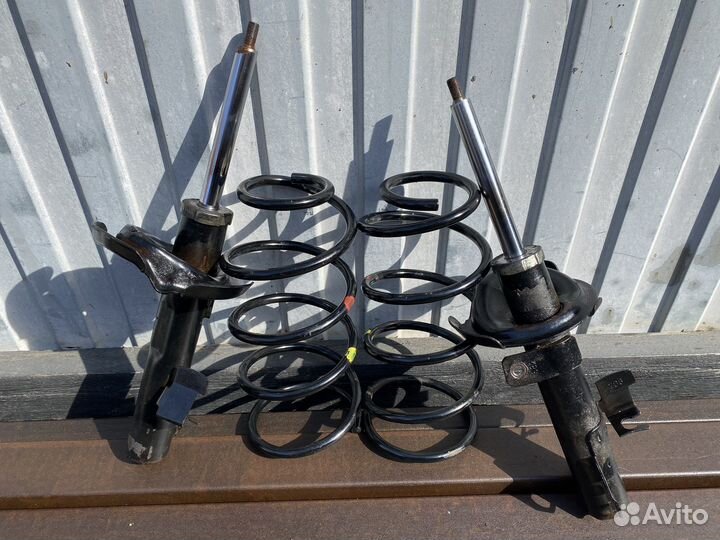 Амортизаторы передние на mazda 3