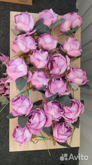 Искусственные цветы 18 роз и 8 лилий