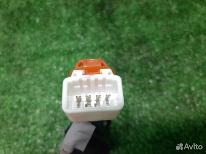 Кнопка регулировки сиденья правого Subaru Legacy