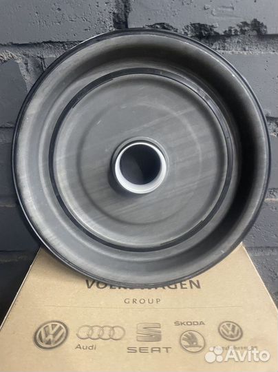 Сальник крышка DSG6 DQ250 Audi: Q3