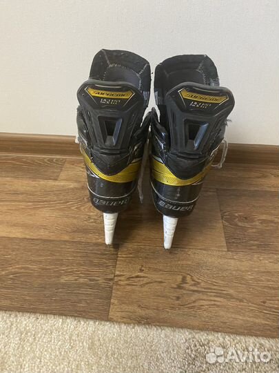 Хоккейные коньки bauer