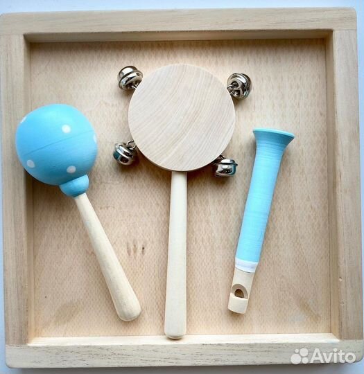 Бубенец, маракас, свисток (музыкальный набор)