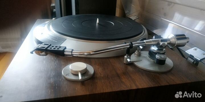 Виниловый проигрыватель Denon DP-50L