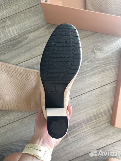 Зимние сапоги женские