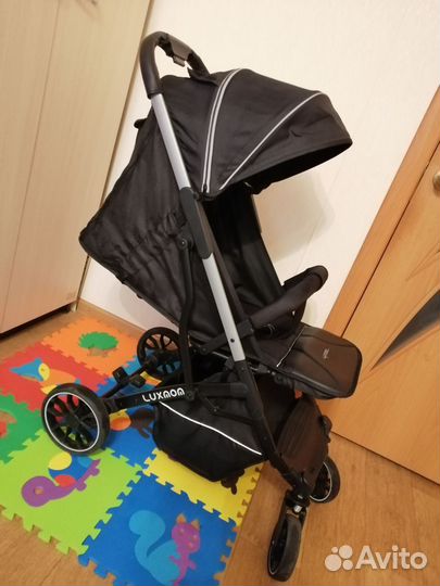 Прогулочная коляска luxmom